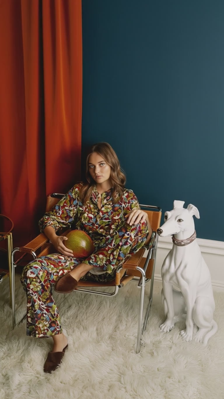 MARKETING & BRANDING